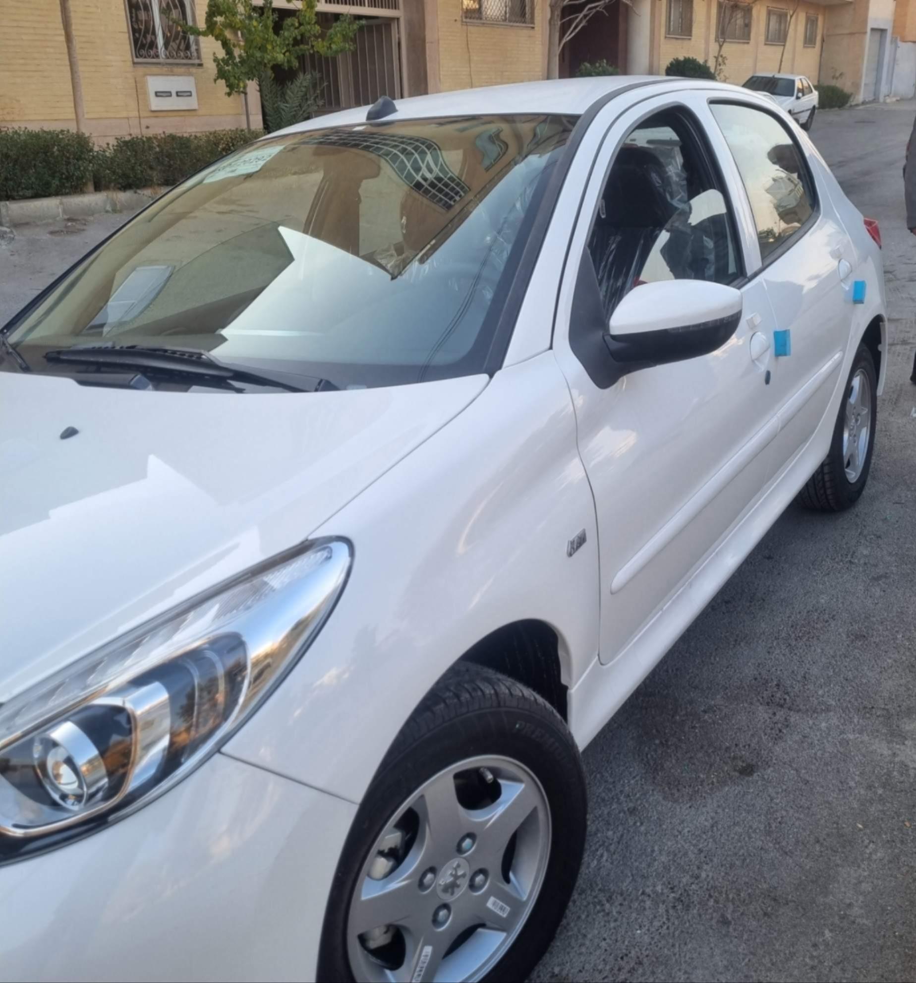 جزئیات پژو 207i اتوماتیک TU5P