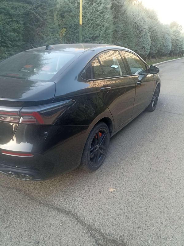 عکس فونیکس آریزو ۶ GT