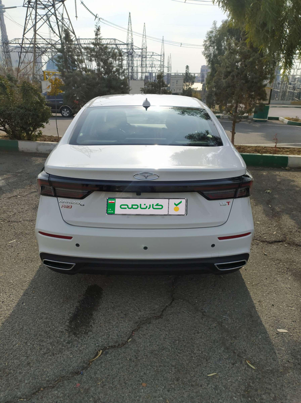 مشخصات فونیکس آریزو ۶ پرو