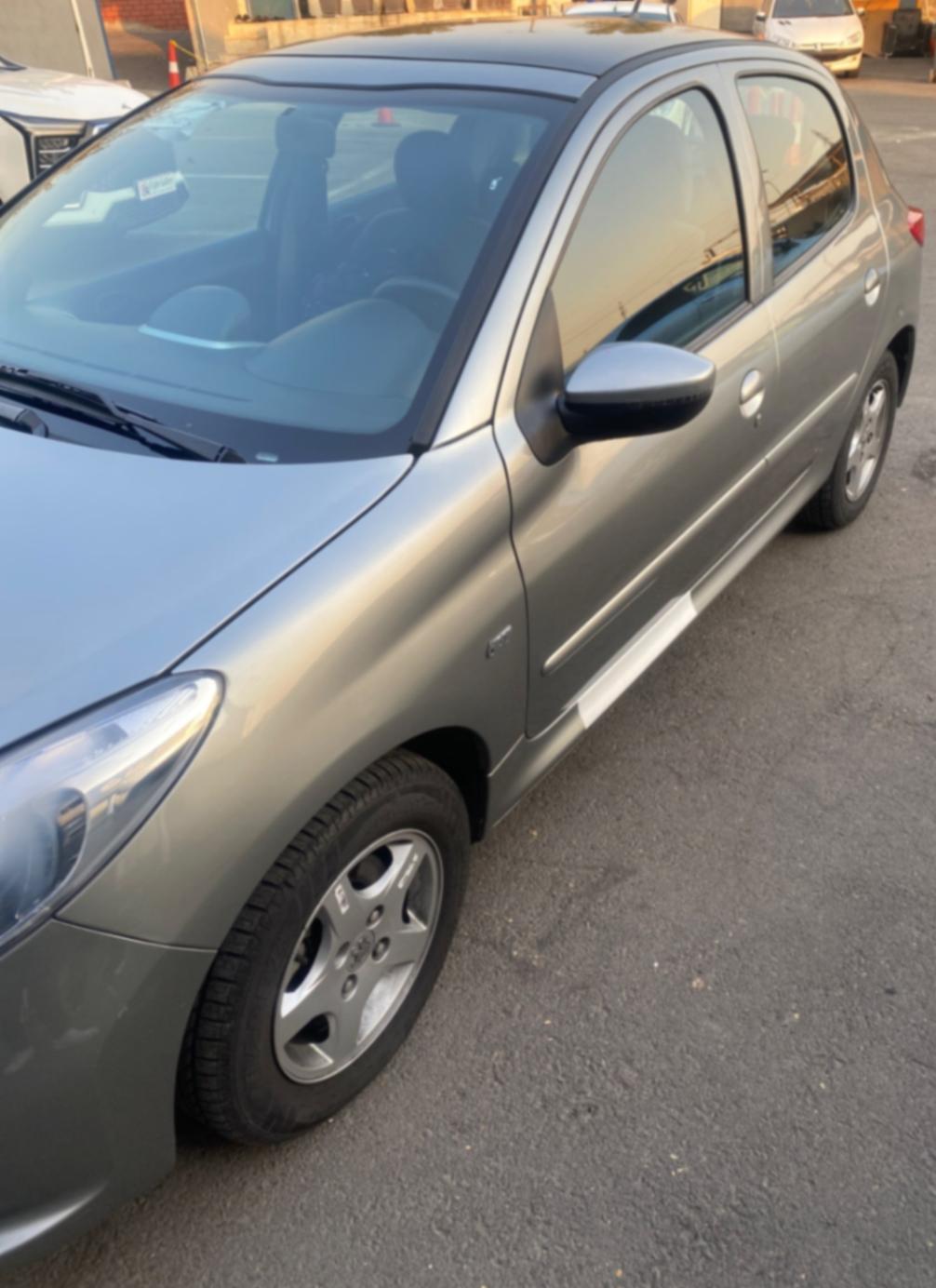 امکانات پژو 207i اتوماتیک TU5P