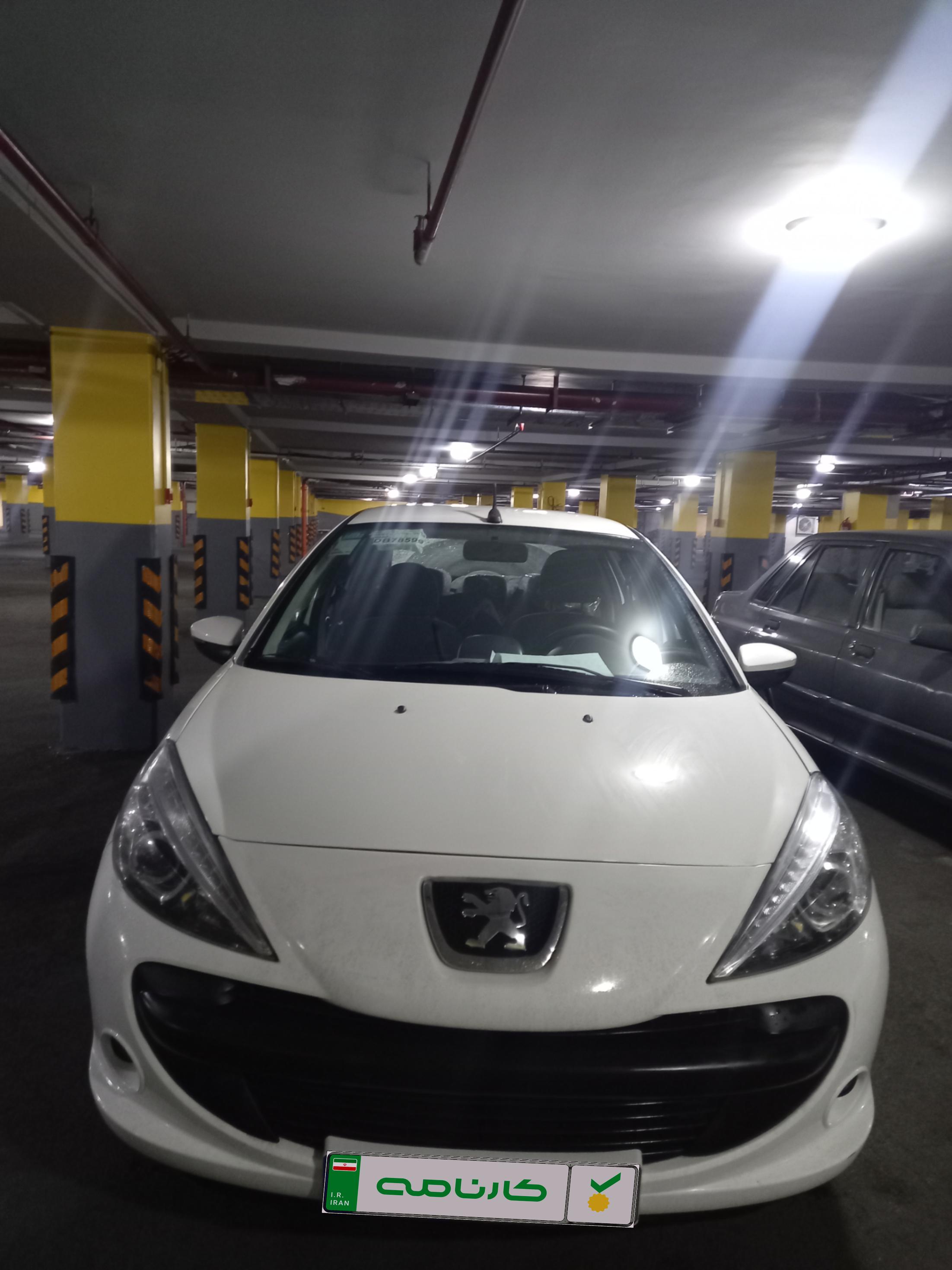 تصویر پژو 207i دندهای TU3 از نمای کلی